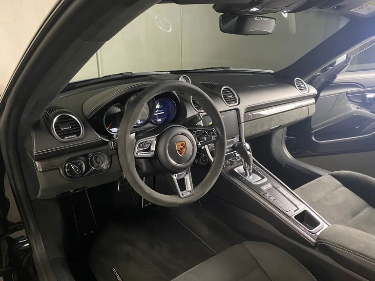 Porsche 718 Cayman GTS 4.0