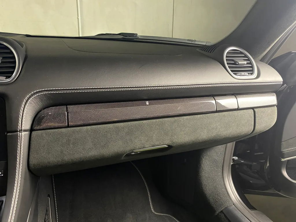 Porsche 718 Cayman GTS 4.0