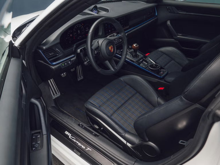 Porsche 992.2 Carrera T