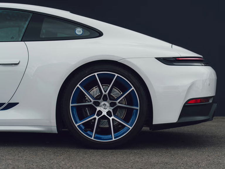 Porsche 992.2 Carrera T