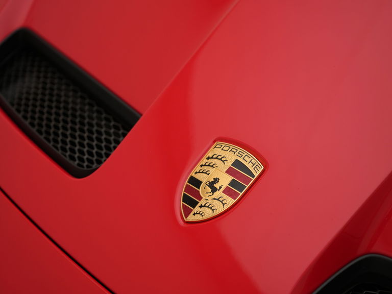 Porsche 992 GT3 Touring