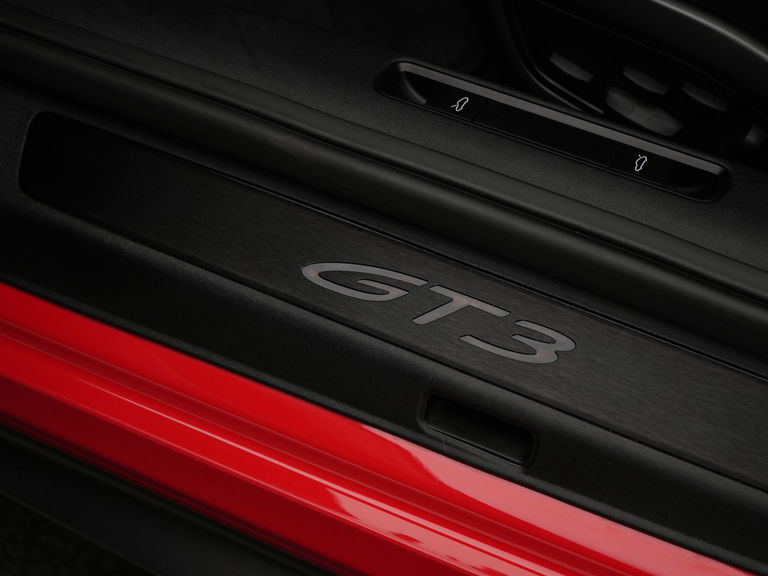 Porsche 992 GT3 Touring