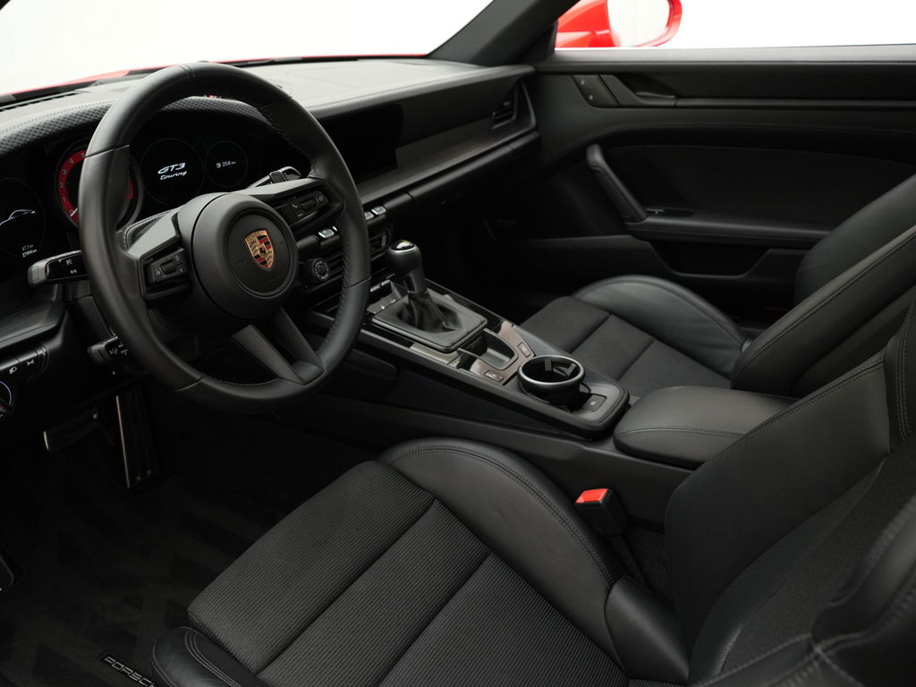 Porsche 992 GT3 Touring