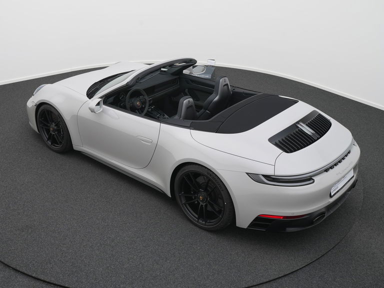 Porsche 992 Carrera GTS