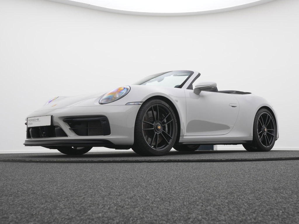 Porsche 992 Carrera GTS