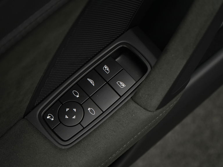 Porsche 992 Carrera GTS