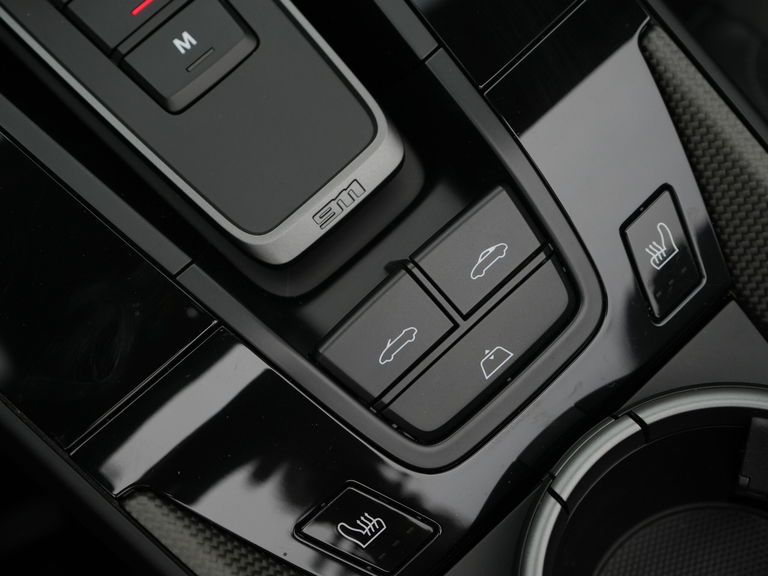 Porsche 992 Carrera GTS