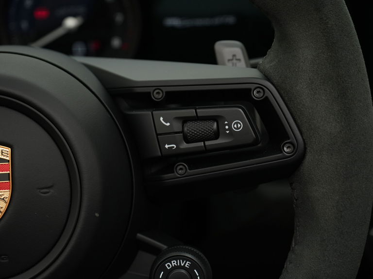 Porsche 992 Carrera GTS