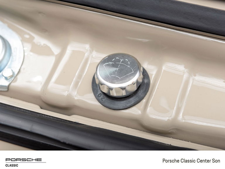 Porsche 911 Backdate