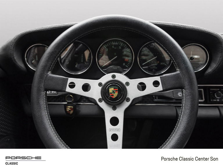 Porsche 911 Backdate