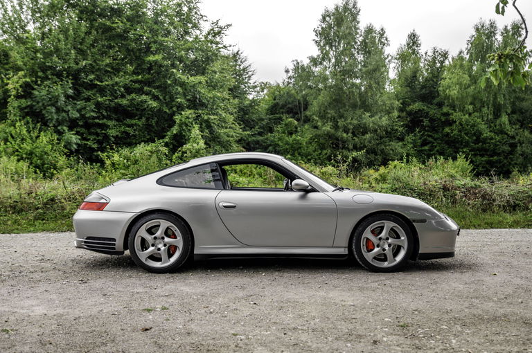 Porsche 996 Carrera 4S