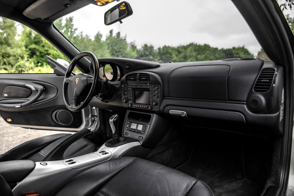 Porsche 996 Carrera 4S