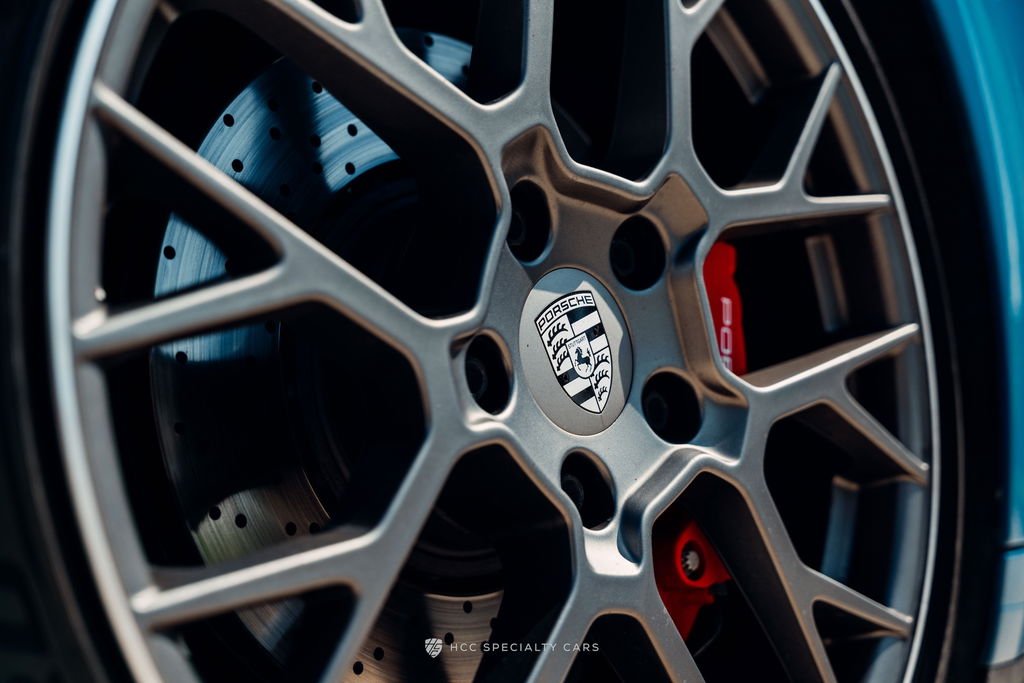 Porsche 992 Carrera 4S