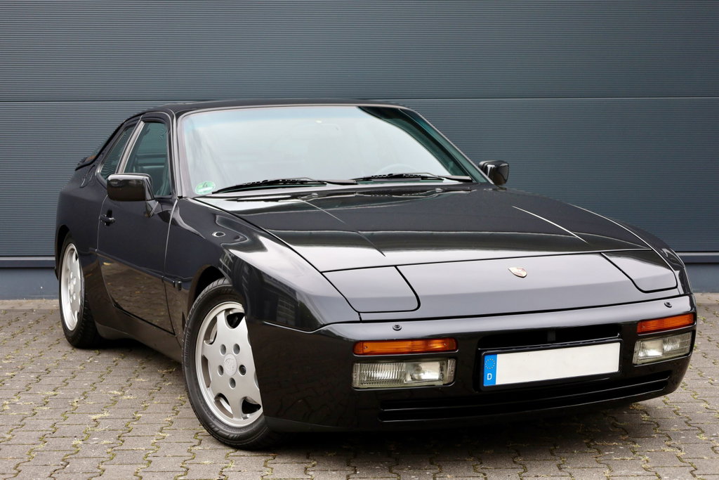 Porsche 944 Turbo S Coupé 1990 - elferspot.com - Marketplace for