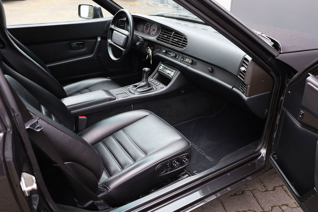 Porsche 944 Turbo S Coupé