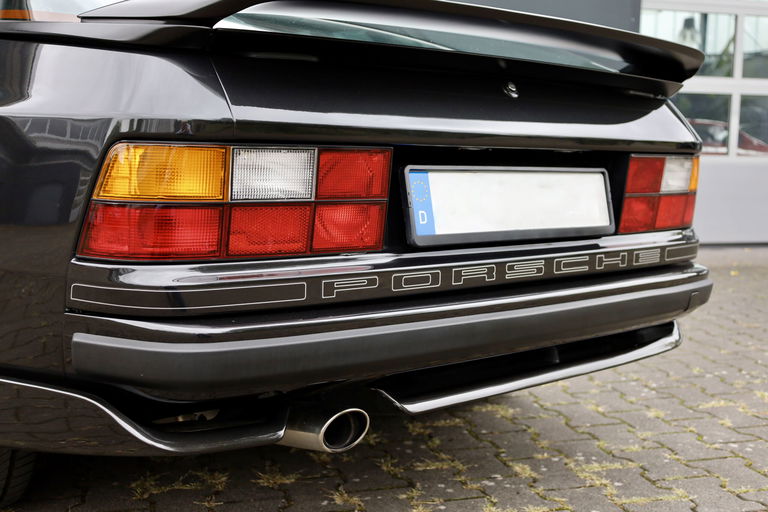 Porsche 944 Turbo S Coupé