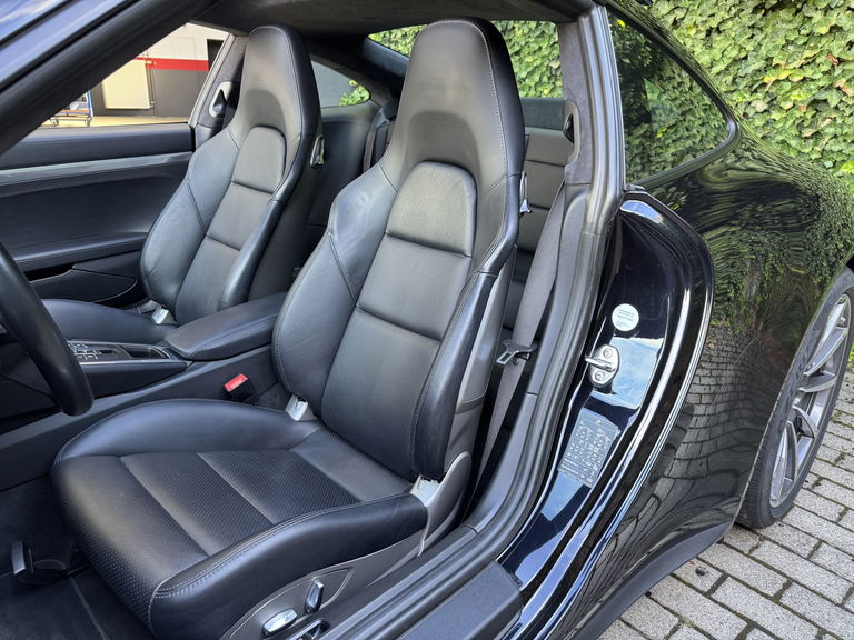 Porsche 991 Carrera 4S