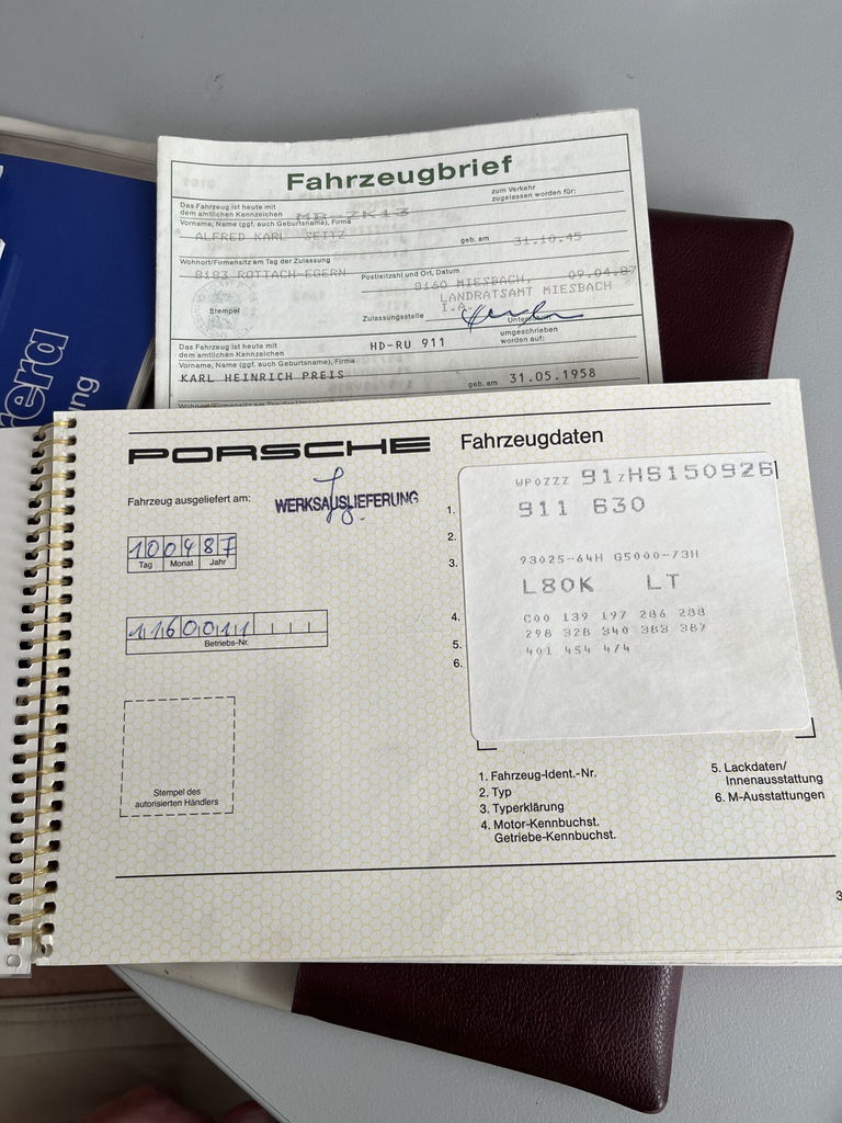 Porsche 911 Carrera 3.2