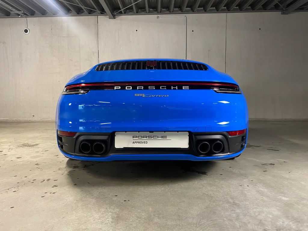 Porsche 992 Carrera