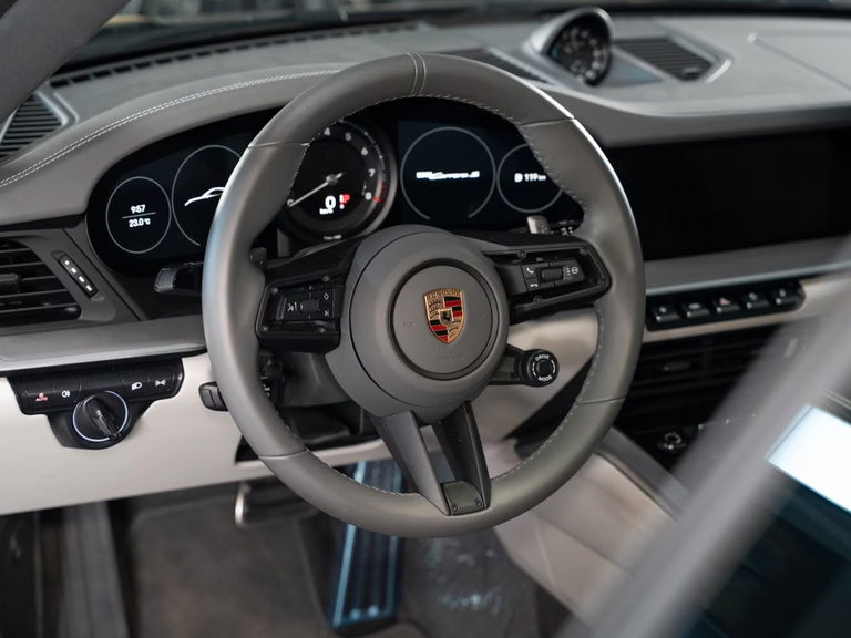 Porsche 992 Carrera S