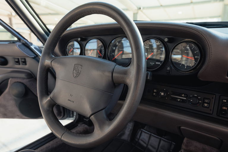 Porsche 993 Carrera 4S