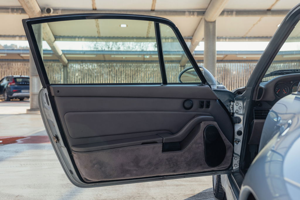 Porsche 993 Carrera 4S