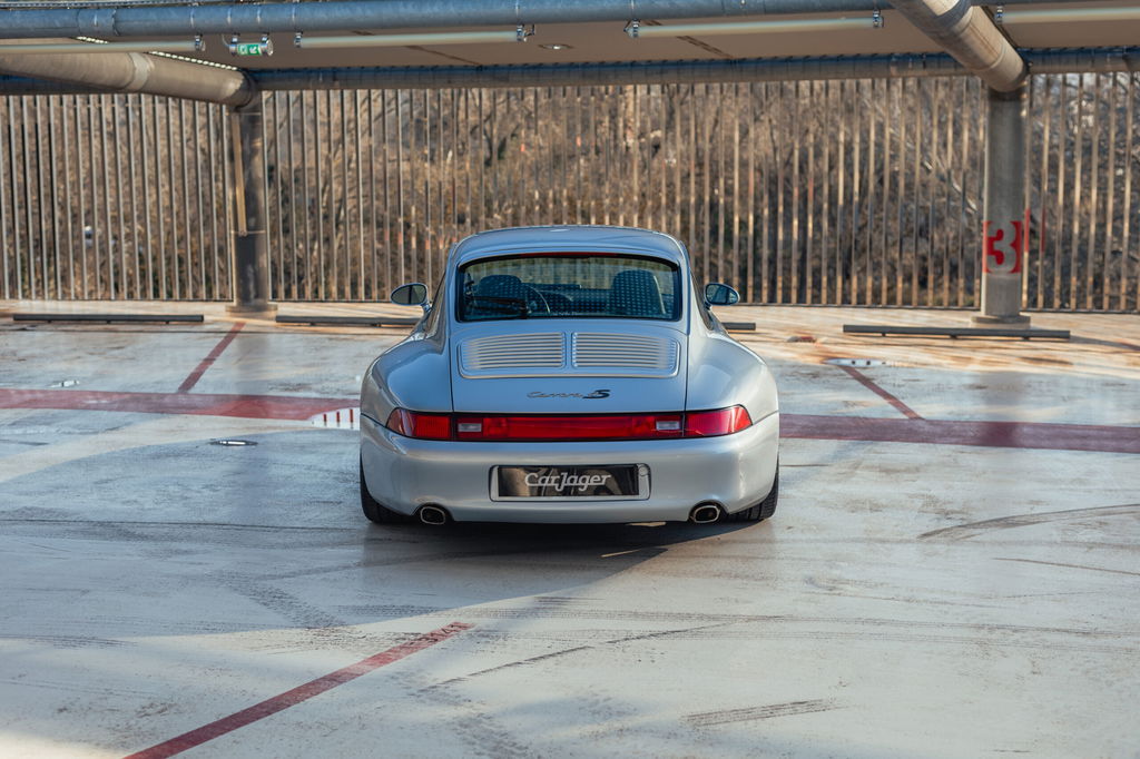 Porsche 993 Carrera 4S