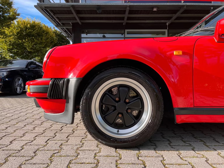 Porsche 911 Carrera 3.2 WTL