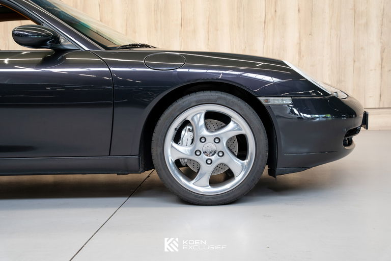 Porsche 996 Carrera 4 Millennium Edition