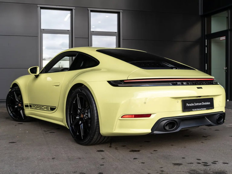 Porsche 992.2 Carrera