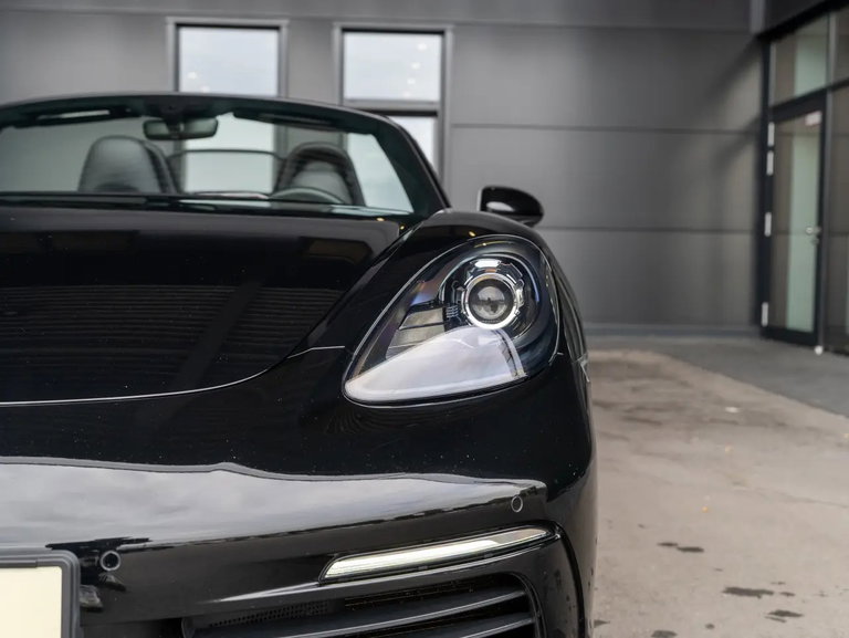 Porsche 718 Boxster