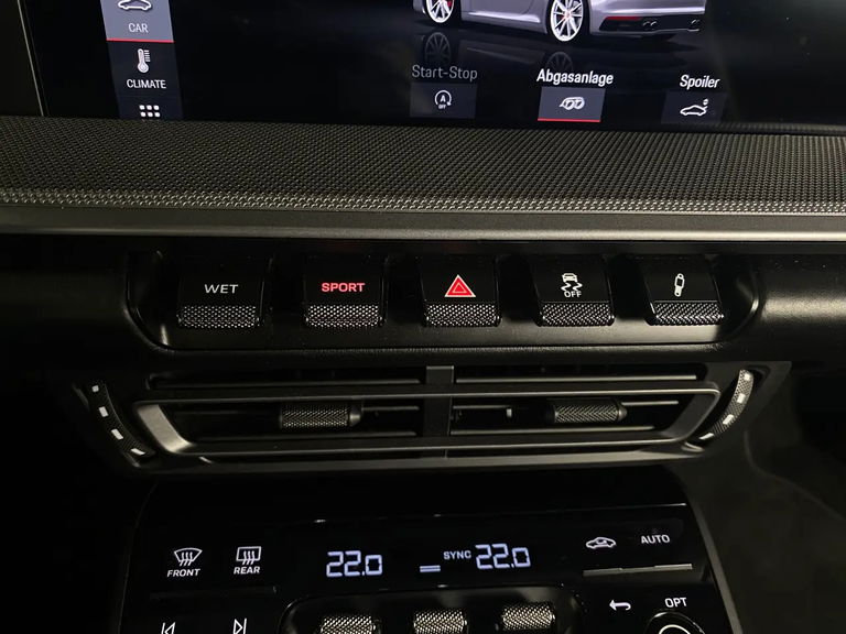 Porsche 992 Carrera 4S