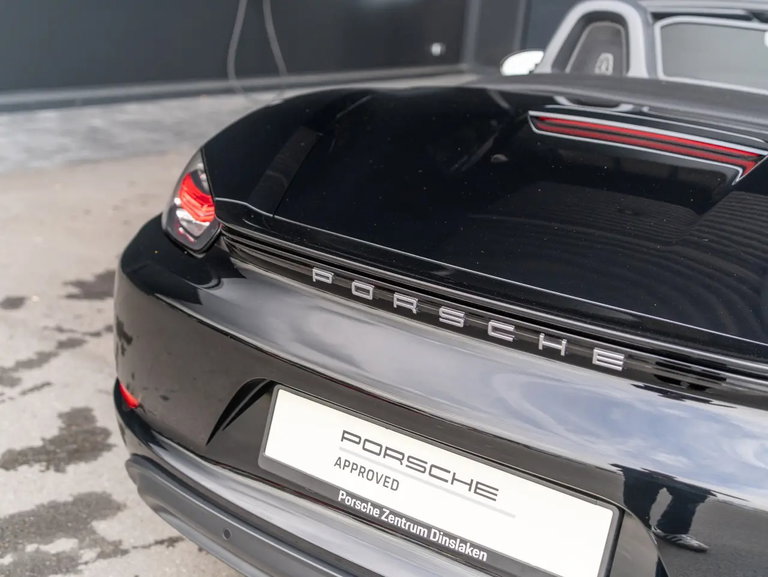 Porsche 718 Boxster