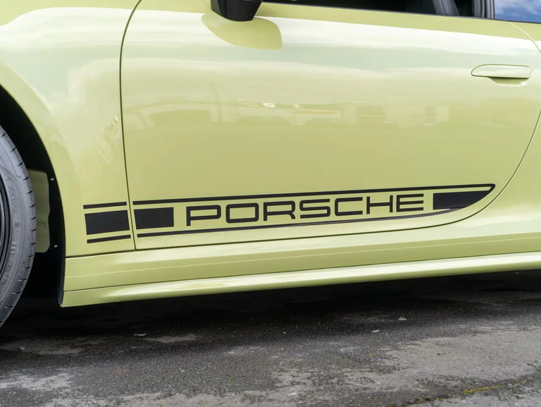 Porsche 992.2 Carrera