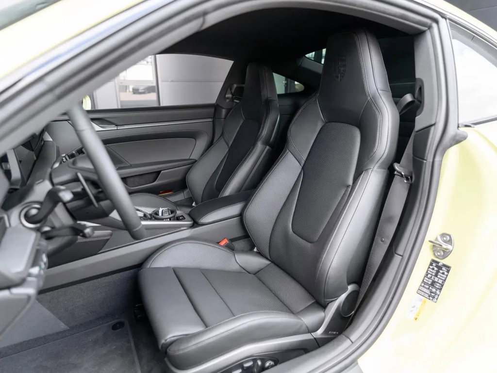 Porsche 992.2 Carrera