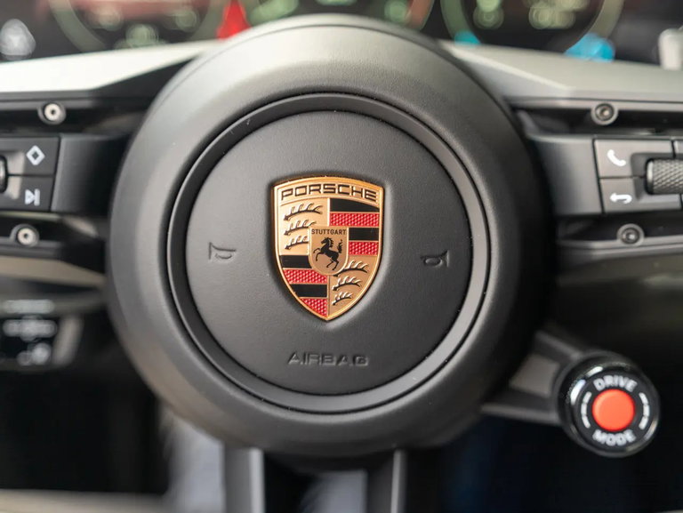 Porsche 992.2 Carrera