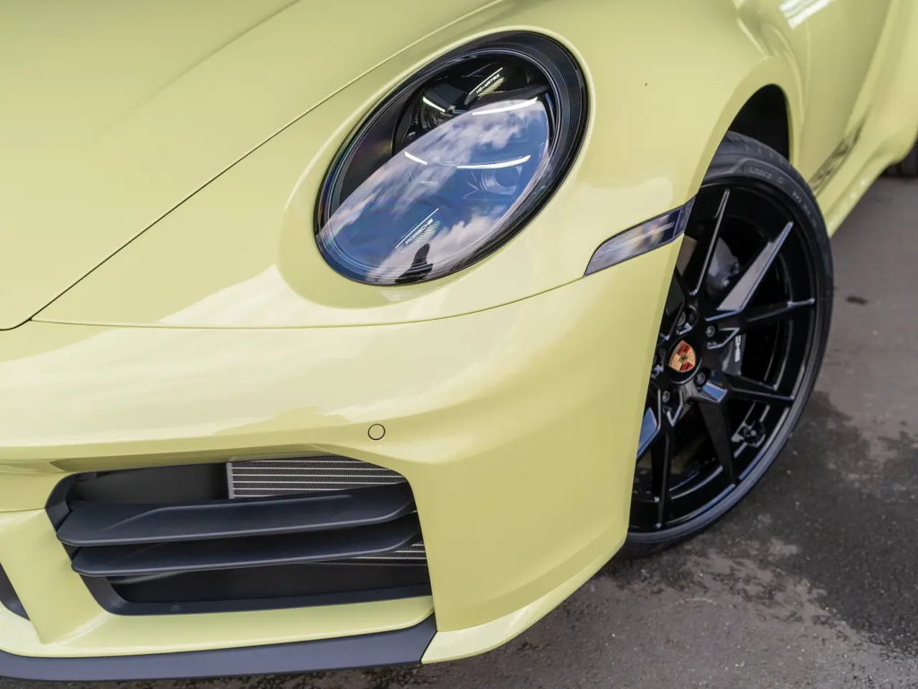 Porsche 992.2 Carrera