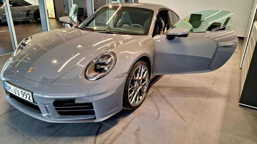 Porsche 992.2 Carrera