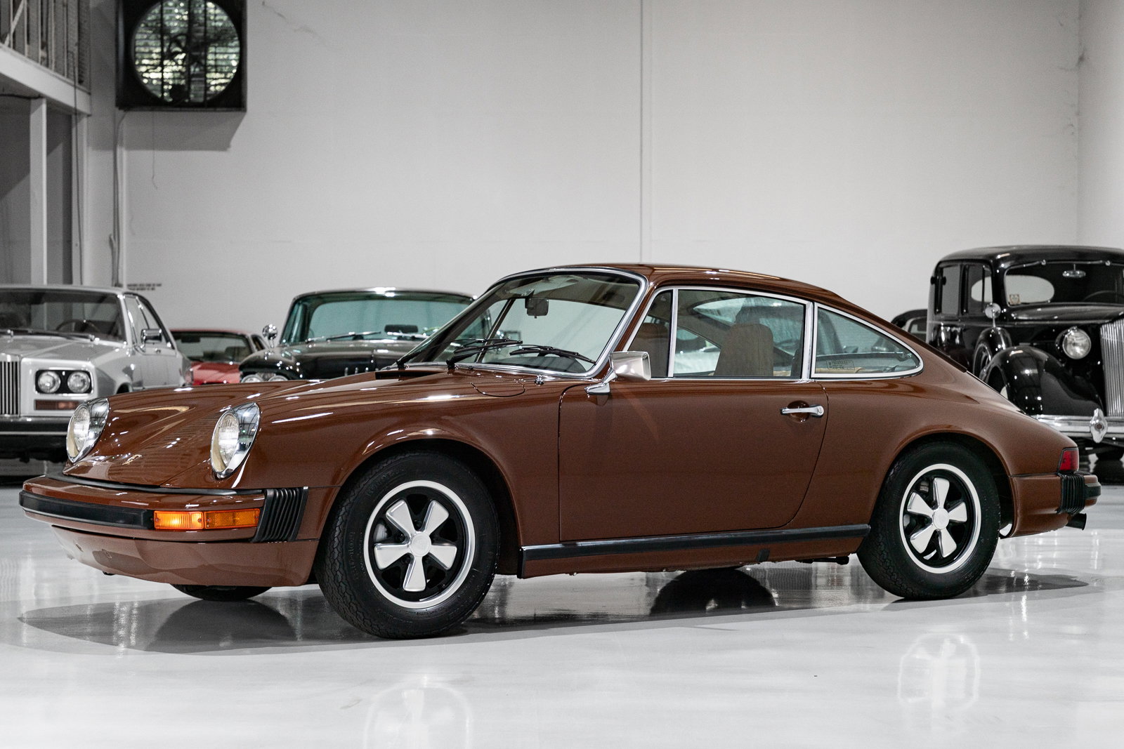 Porsche 911 (G-Modell) 1974 - elferspot.com - Marketplace for