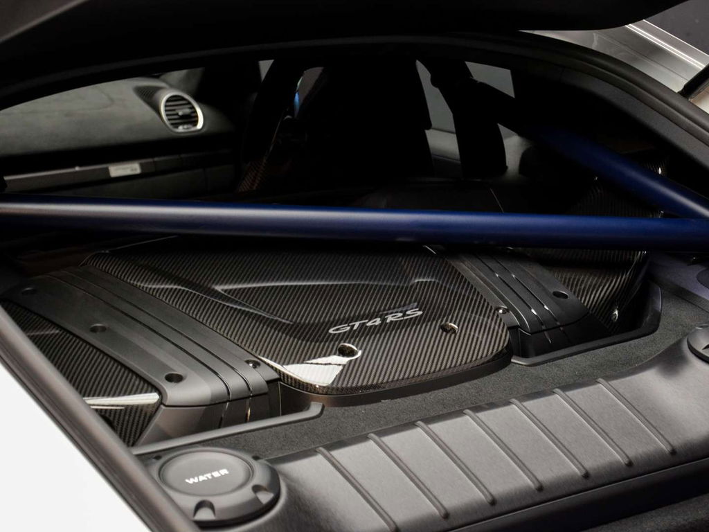 Porsche 718 Cayman GT4 RS