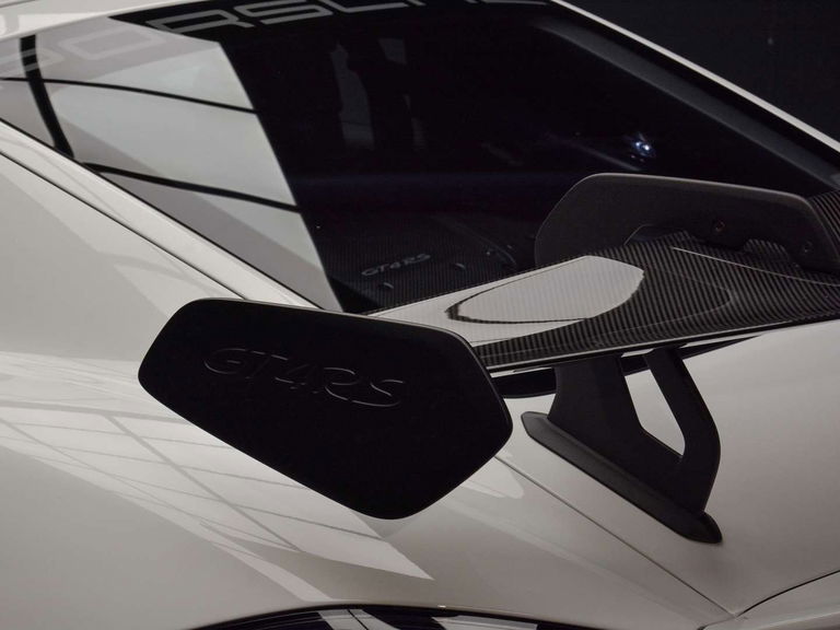 Porsche 718 Cayman GT4 RS