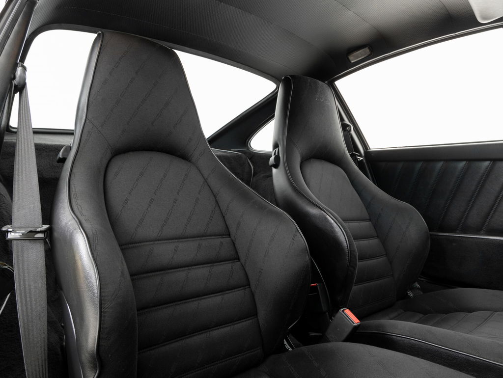 Porsche 911 Carrera 3.2 Clubsport