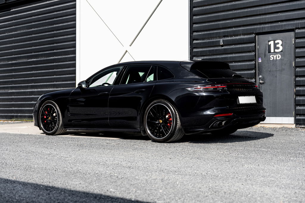 Porsche Panamera Turbo