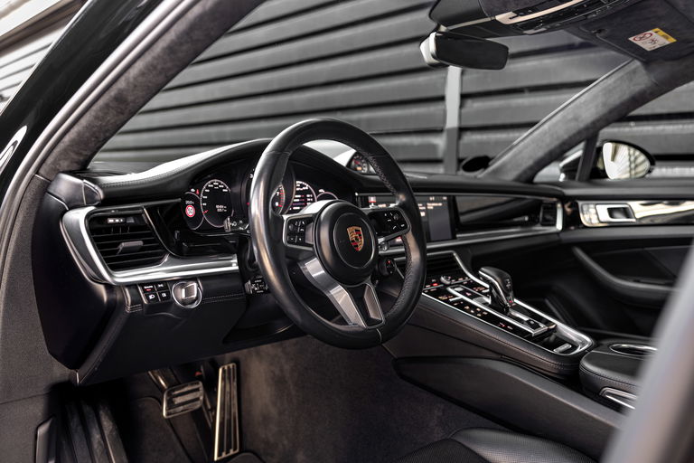 Porsche Panamera Turbo