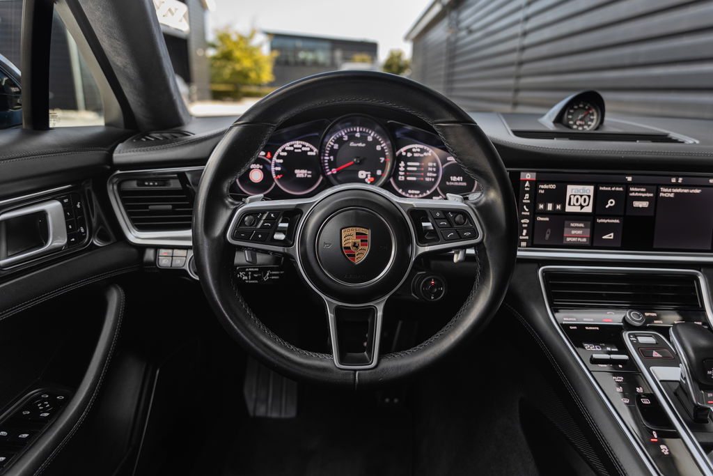 Porsche Panamera Turbo
