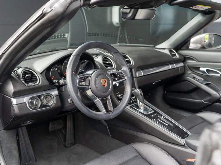 Porsche 718 Boxster