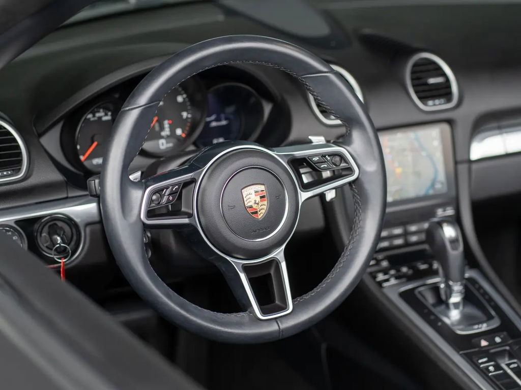 Porsche 718 Boxster