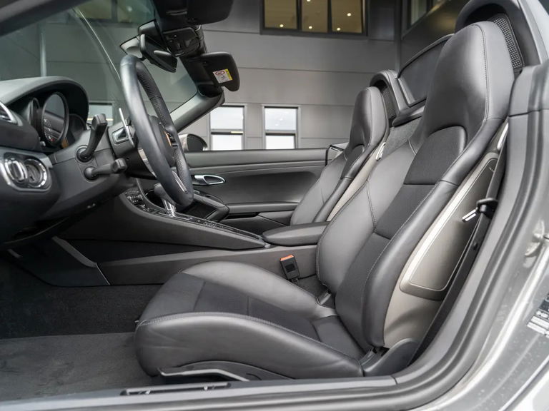 Porsche 718 Boxster