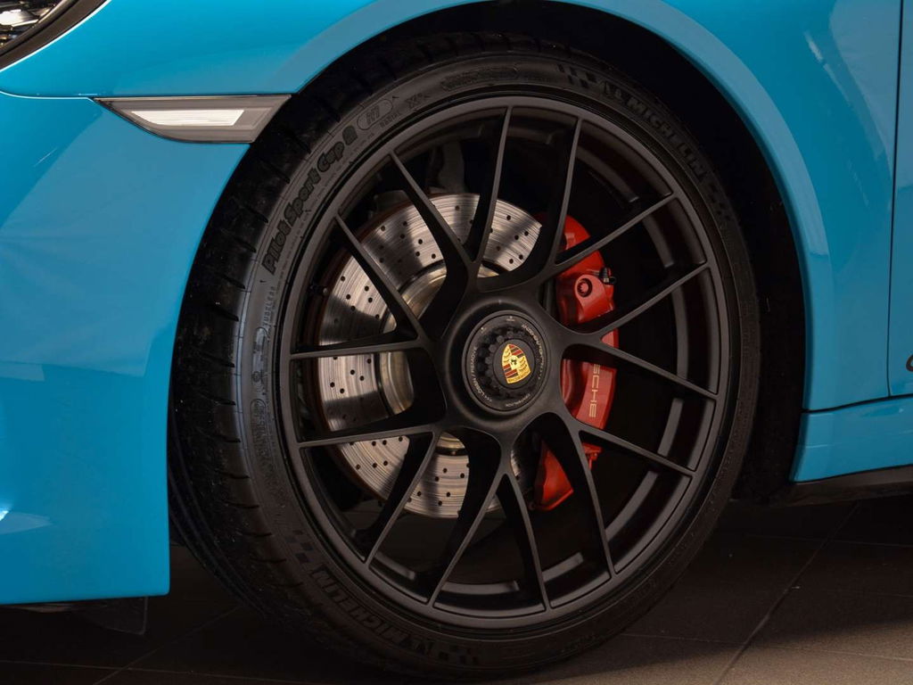 Porsche 991.2 Carrera GTS