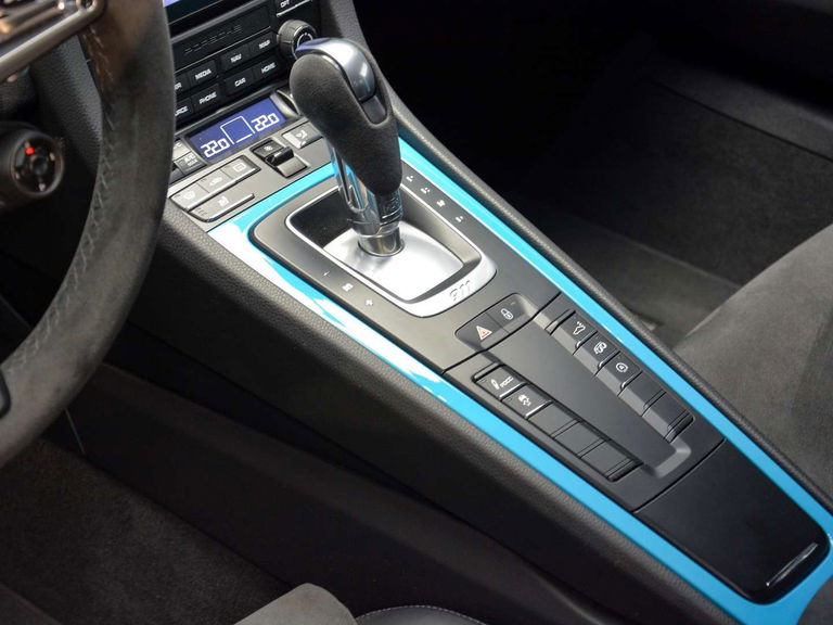 Porsche 991.2 Carrera GTS